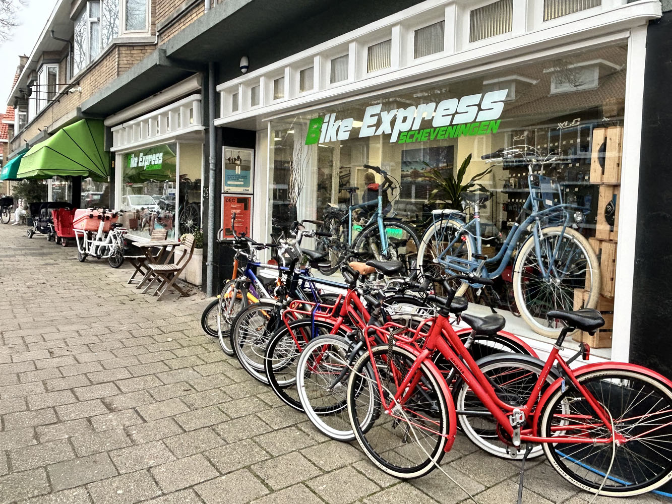 Bike Express Scheveningen winkelgevel5